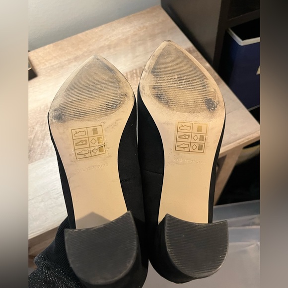 Black suede pumps 8.5 - Picture 4 of 4